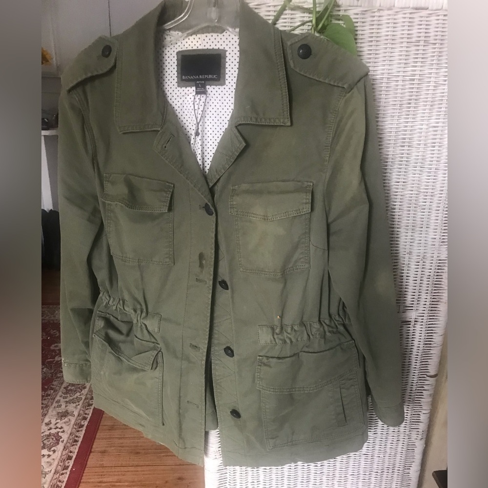 BANANA REPUBLIC SAGE GREEN JACKET